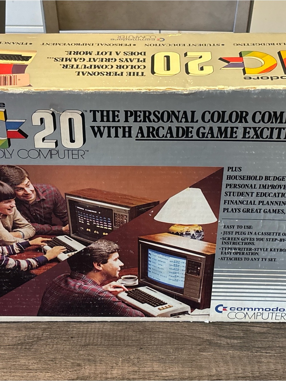 Vintage Commodore VIC-20 Personal Computer • Retro Tech - Working